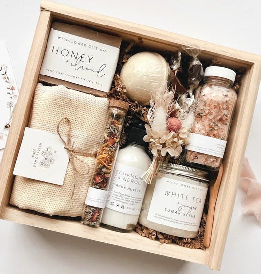 Bouquet  Aliyah Home